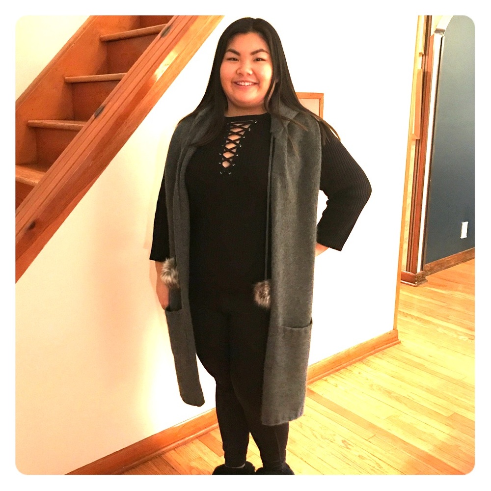 Henri Bendel Cashmere scarf / hat / wrap